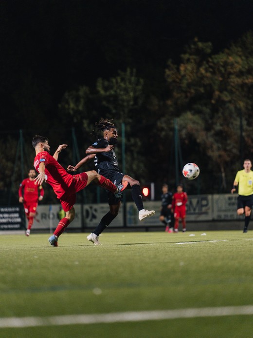 Et Joris Mendy bondit